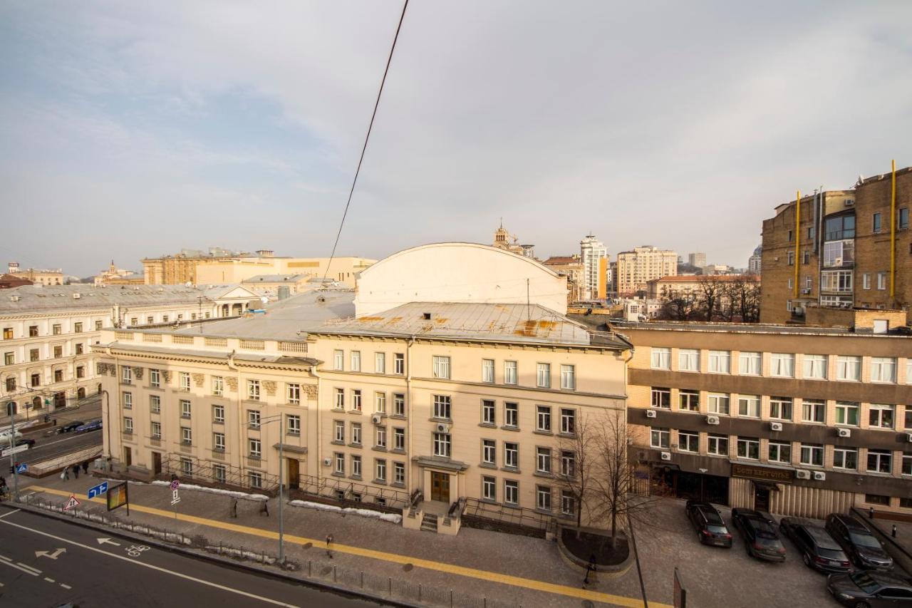 Дизайнерські Апартаменти У Центрі Біля Цуму Kiev Dış mekan fotoğraf